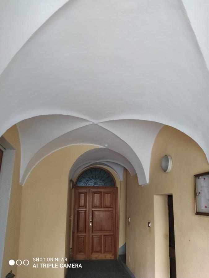 Un Oeil Sur La Cathedrale Apartman Aosta Kültér fotó